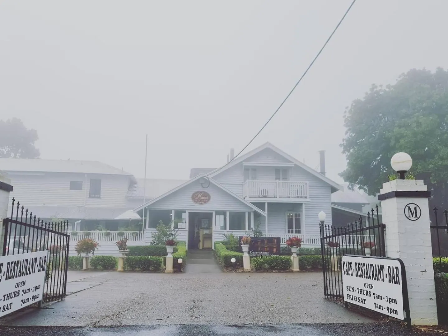 The Manor Tamborine Mountain Hotel